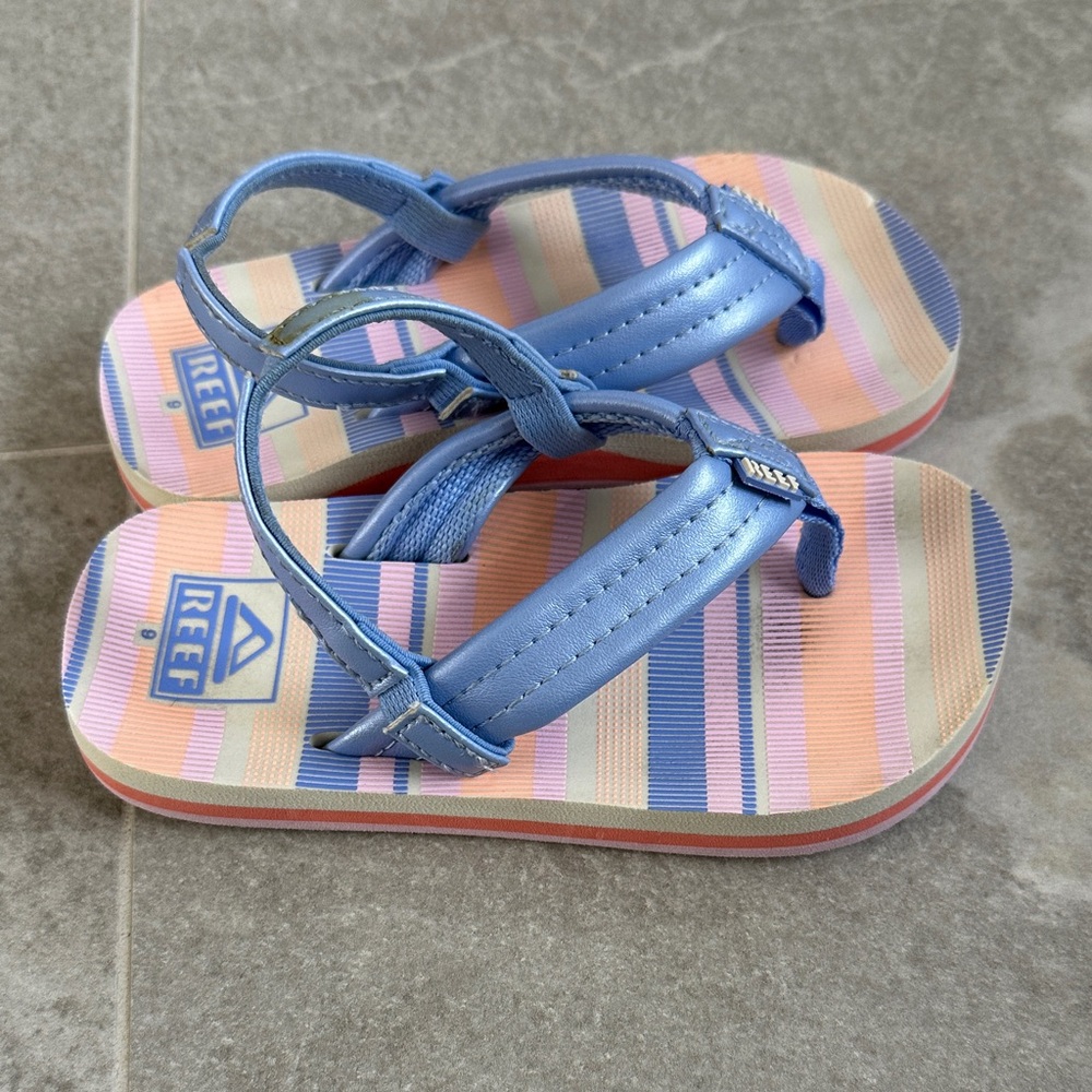 Reef Kids Sandals with Blue Straps and Pink Striped Sole